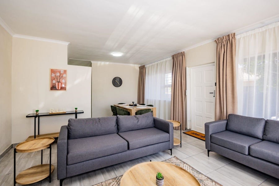 To Let 3 Bedroom Property for Rent in Protea Heights Western Cape